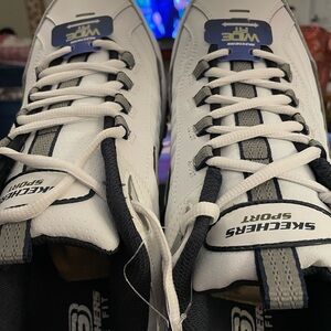 Skechers Men's White and Navy Sneakers